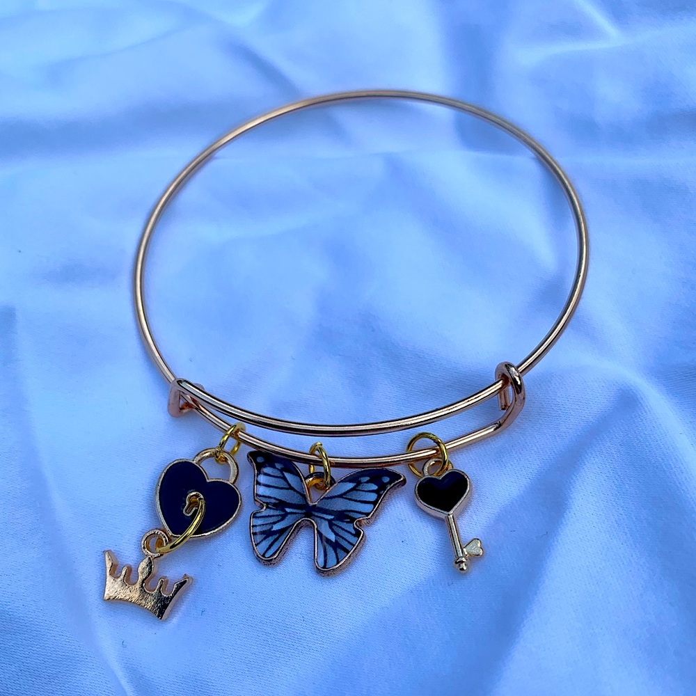 Brand New! Handmade! Adjustable Charm Bracelet